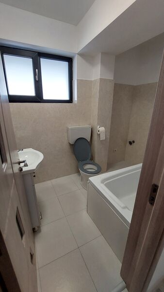 Bragadiru, Ilfov, zona Mc Donald's, str. Diamantului 166, in spate la Lidl,