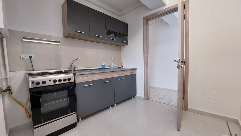 Bragadiru, Ilfov, zona Mc Donald's, str. Diamantului 166, in spate la Lidl,